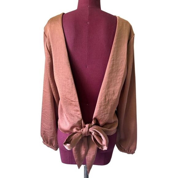 Line + Dot Revolve All Tied Back Blouse Top size L Brown - Picture 1 of 11